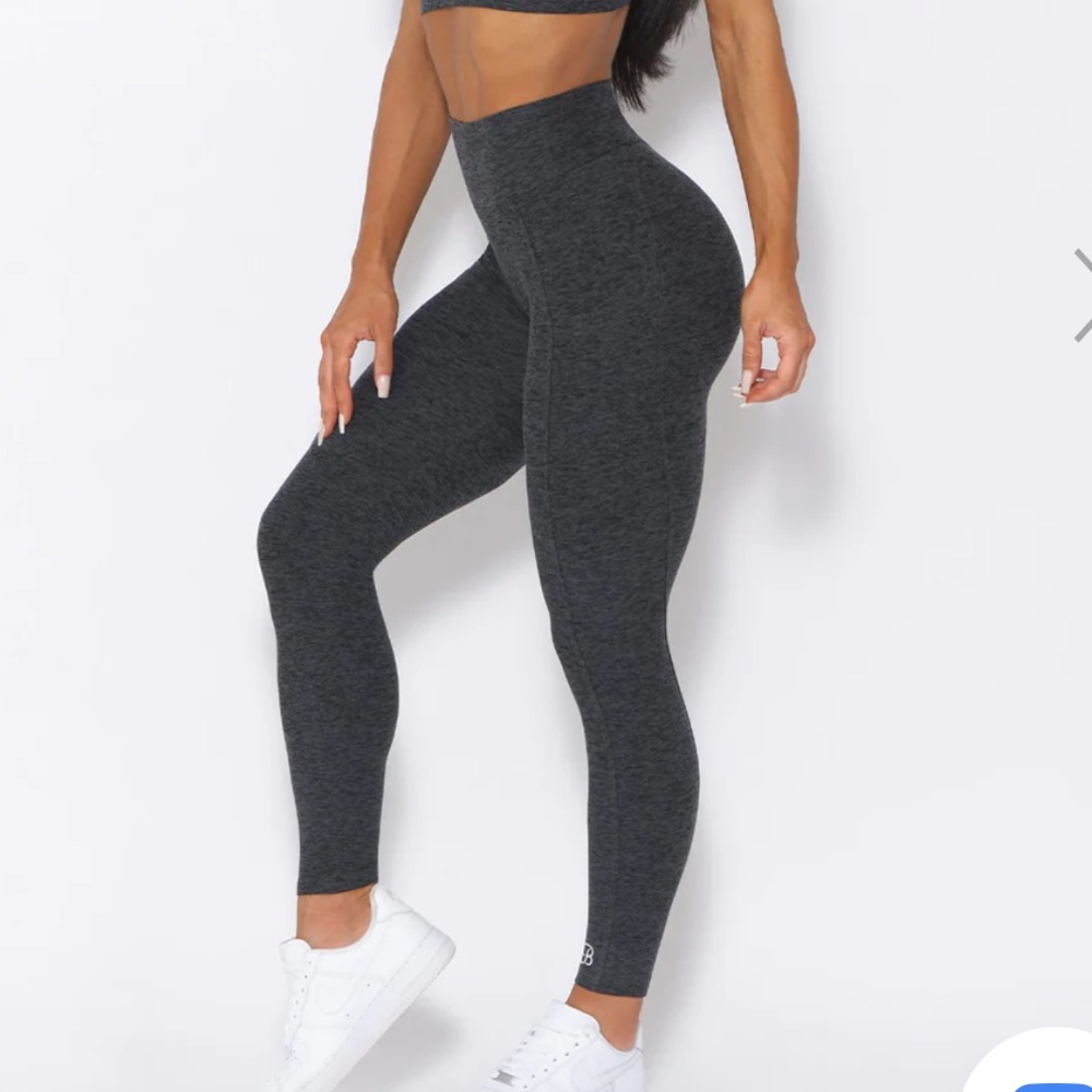 Bombshell sportswear curve leggings